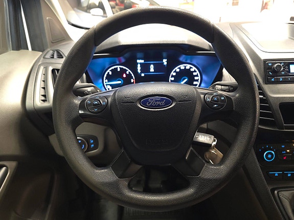 Ford Transit Connect 15 of 30