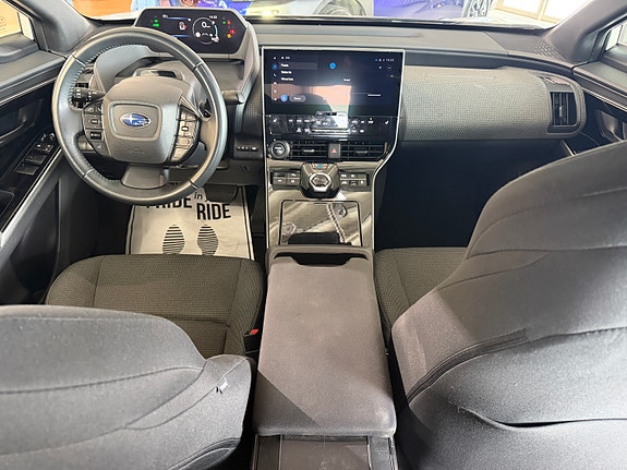 Subaru Solterra 8 of 15