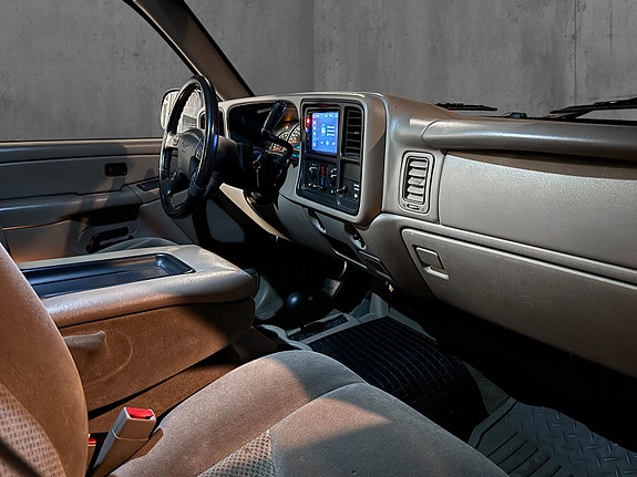 Chevrolet Silverado 1500 19 of 21