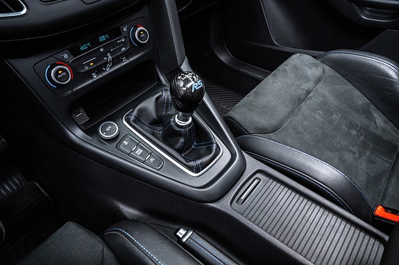 Ford Focus 23 of 27