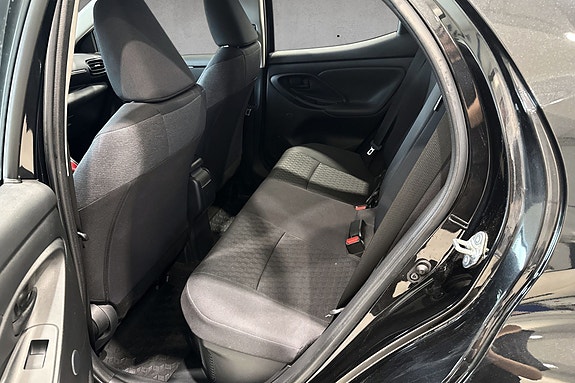 Toyota Yaris 17 of 20