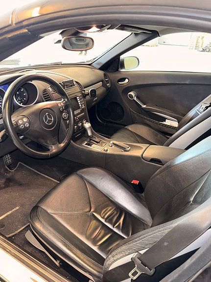 Mercedes-Benz SLK200 16 of 17