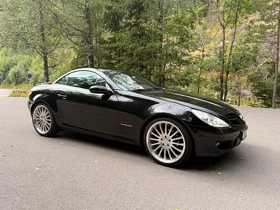 Mercedes-Benz SLK200 6 of 17