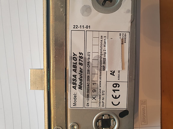 Product image 3 of 3