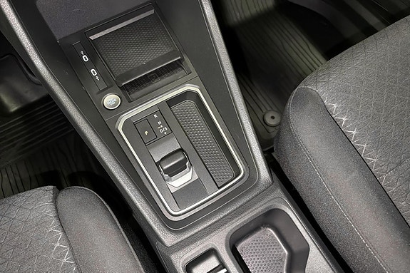 Ford Transit Connect 17 of 22