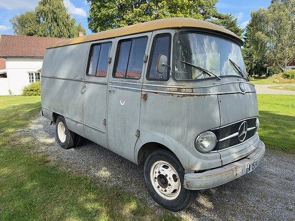 Mercedes-Benz 407 5 of 30
