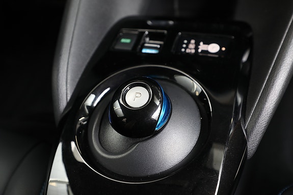Nissan Leaf 18 of 30