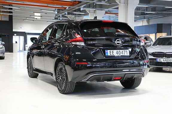 Nissan Leaf 5 of 30