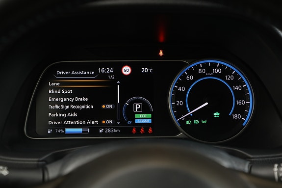 Nissan Leaf 30 of 30