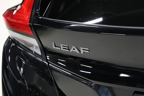 Nissan Leaf 9 of 30