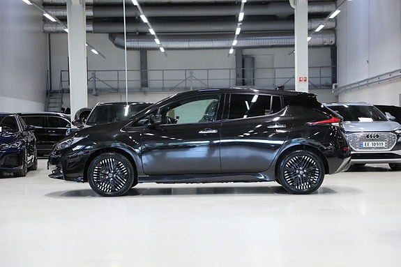 Nissan Leaf 4 of 30