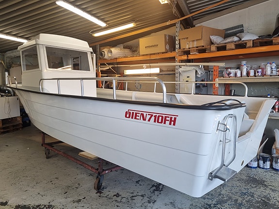 Fiskerigodkjent Øien 710 FH m/Yamaha F 80 hk. Klar for høstens teinefiske 11 of 14