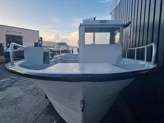 Fiskerigodkjent Øien 710 FH m/Yamaha F 80 hk. Klar for høstens teinefiske 4 of 14