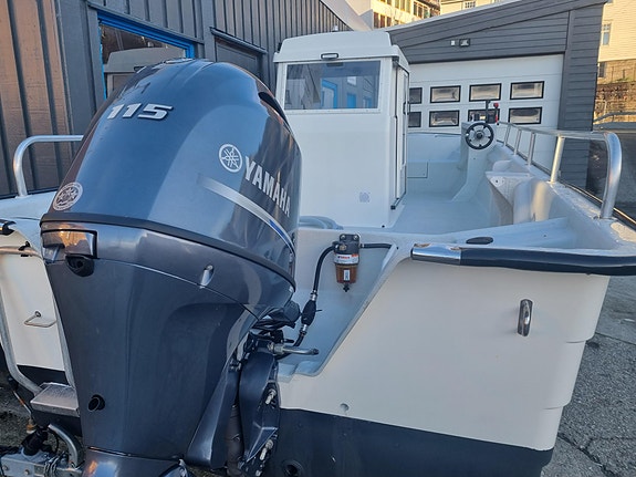 Fiskerigodkjent Øien 710 FH m/Yamaha F 80 hk. Klar for høstens teinefiske 2 of 14