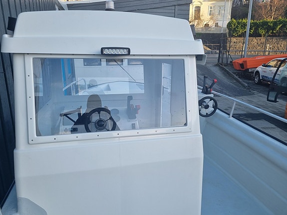 Fiskerigodkjent Øien 710 FH m/Yamaha F 80 hk. Klar for høstens teinefiske 10 of 14