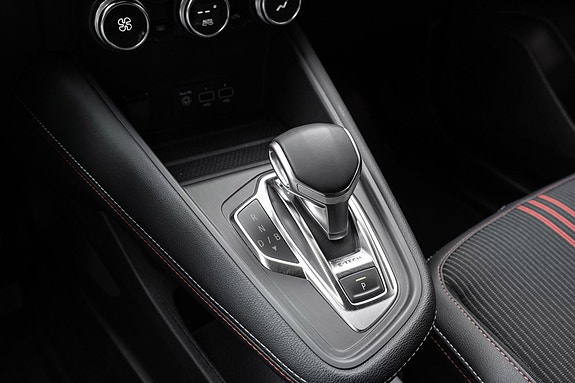 Renault Captur 13 of 24