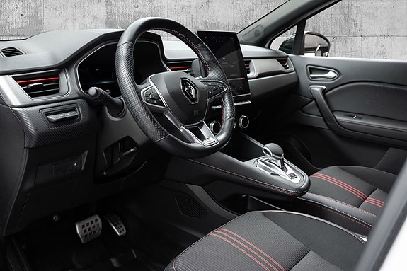 Renault Captur 14 of 24