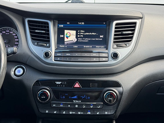 Hyundai Tucson 15 of 20