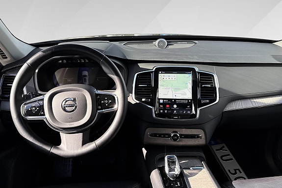 Volvo XC90 12 of 18