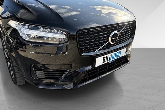 Volvo XC90 9 of 18