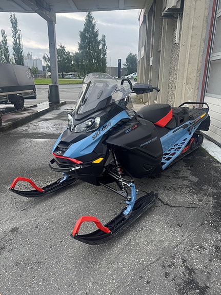Ski-doo Expedition Extreme 900 Ace Turbo R 3 of 8