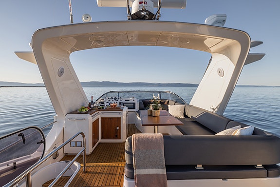 Azimut  58 Levert ny i Norge. Et smykke av en nydelig skute. 12 of 30