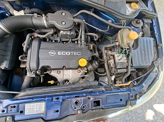 Opel Corsa 8 of 27