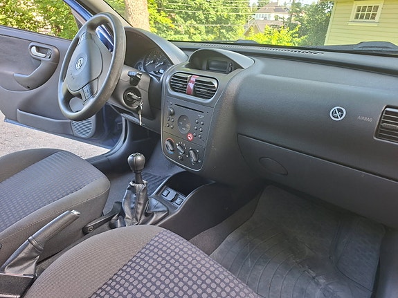 Opel Corsa 15 of 27
