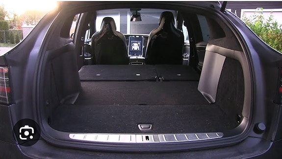 Tesla Model X 11 of 11