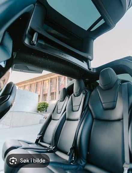 Tesla Model X 10 of 11