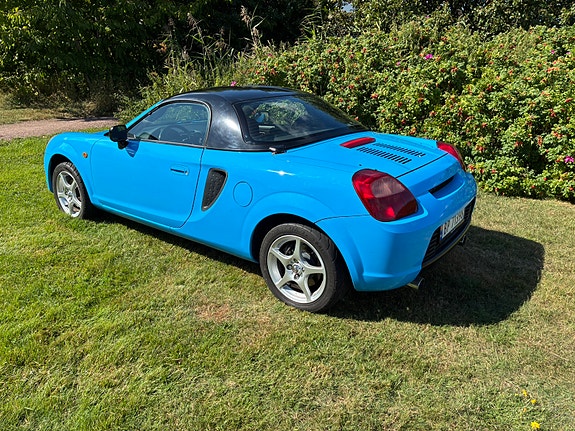 Toyota MR2 3 of 20