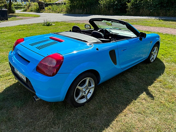Toyota MR2 10 of 20