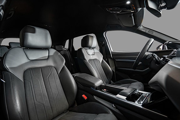 Audi e-tron 22 of 22