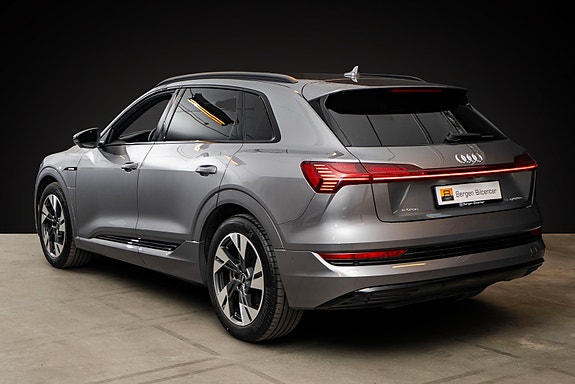 Audi e-tron 7 of 22