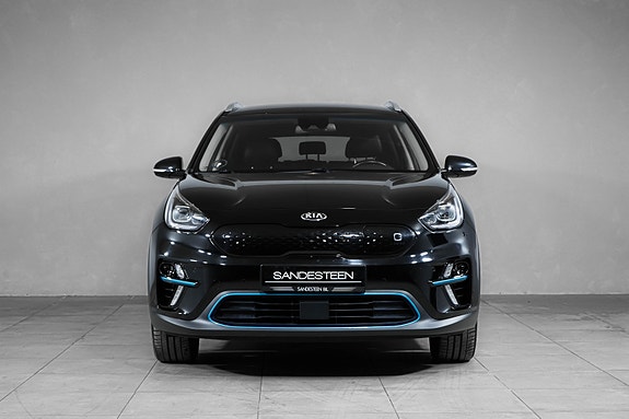Kia e-Niro 2 of 25