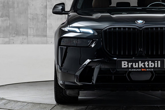 BMW X7 5 of 30