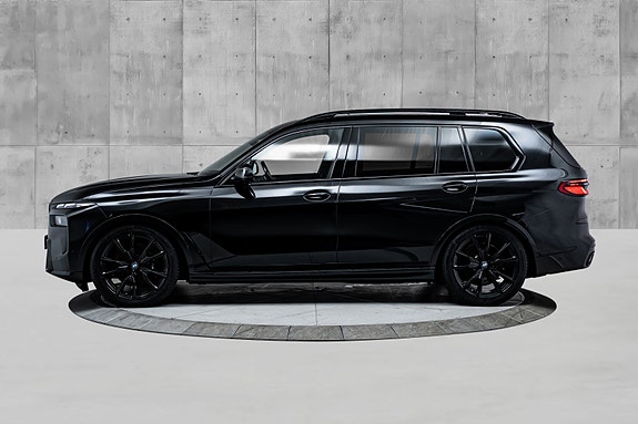 BMW X7 10 of 30