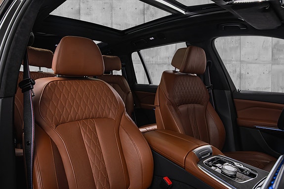 BMW X7 17 of 30