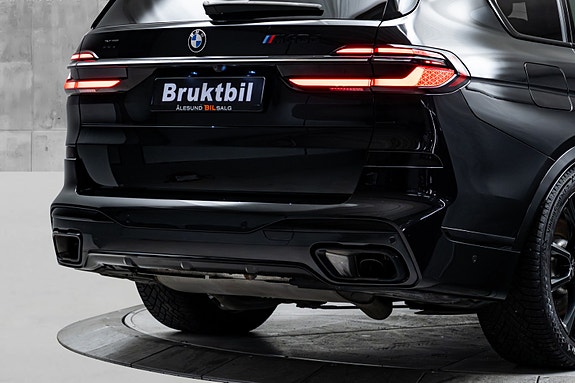 BMW X7 9 of 30