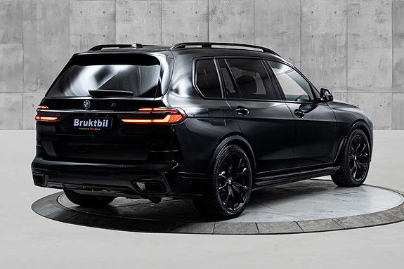 BMW X7 8 of 30