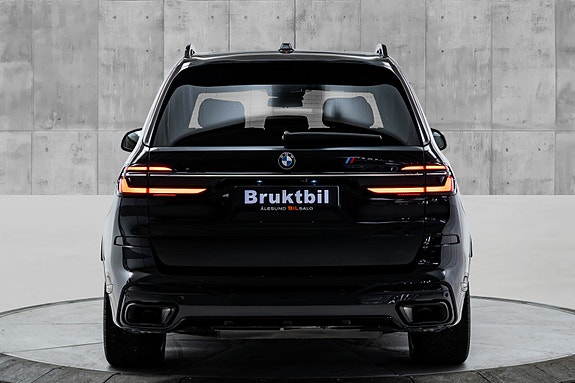 BMW X7 6 of 30