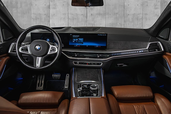 BMW X7 15 of 30