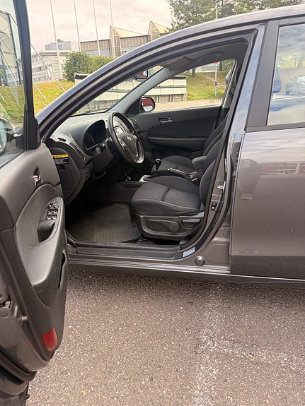 Hyundai i30 18 of 30