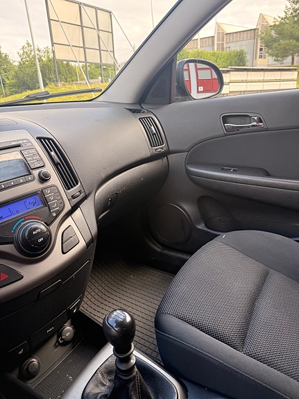 Hyundai i30 26 of 30