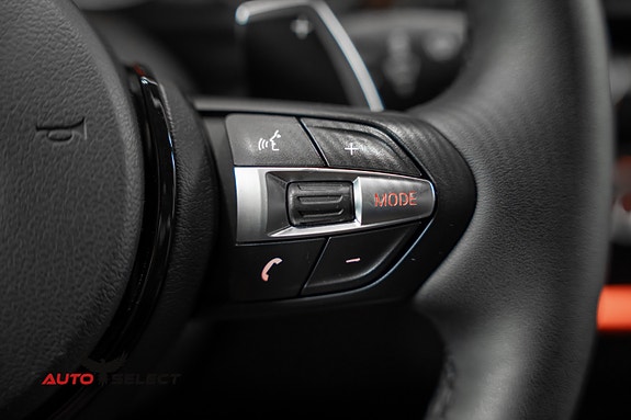 BMW 335i 28 of 30