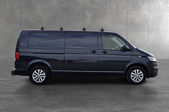 Volkswagen Transporter 9 of 30