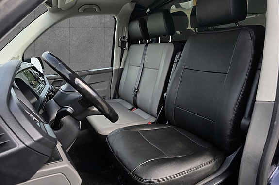 Volkswagen Transporter 13 of 30