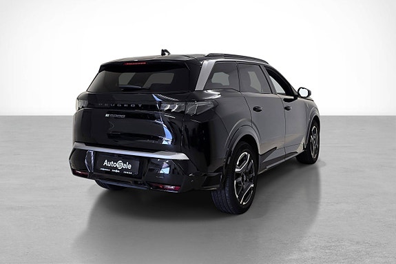 Peugeot e-5008 6 of 30