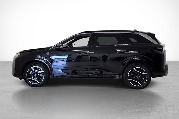 Peugeot e-5008 3 of 30
