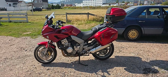Honda CBF 1000 4 of 13